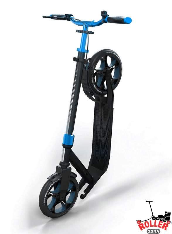 Самокат Globber ONE NL 230 ULTIMATE в сложенном виде Самокат Globber ONE NL 230 ULTIMATE в сложенном виде